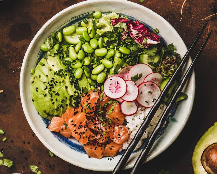 Poke Bowl o Buddha Bowl le ciotole take away