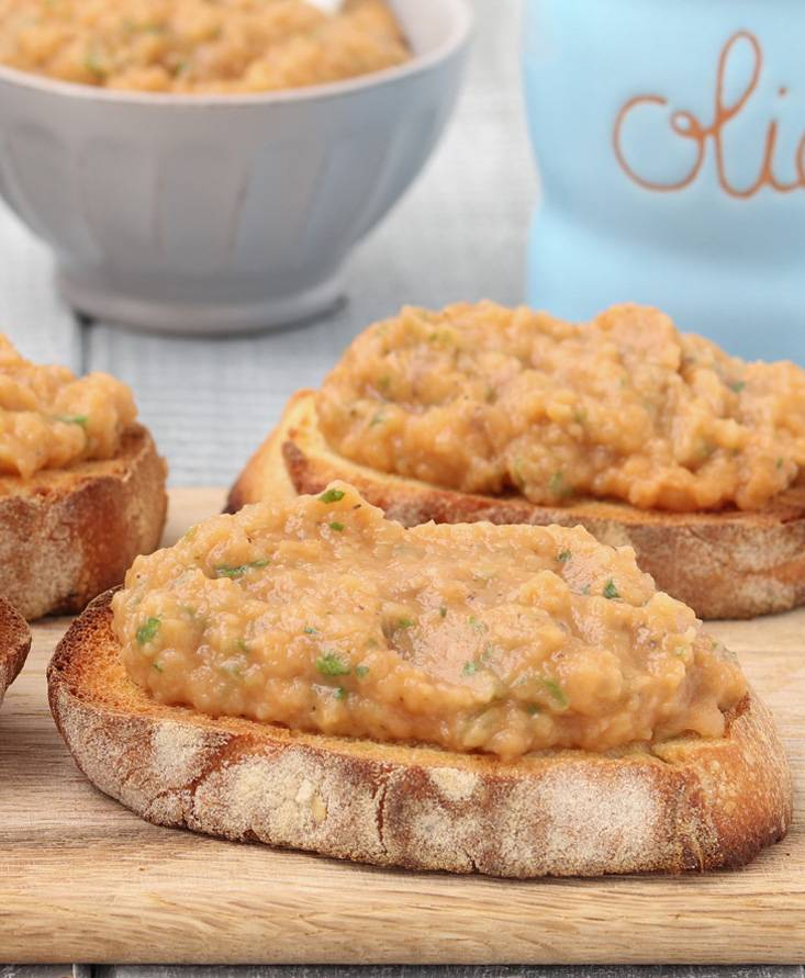 Bruschette con crema di melanzana