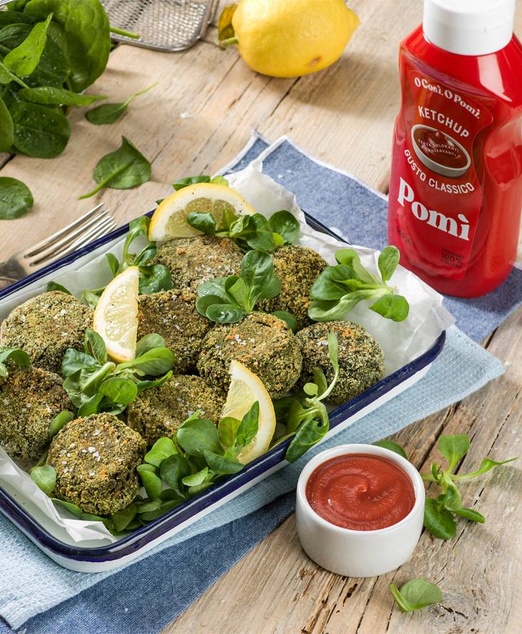 Mini burger di lenticchie e spinaci con ketchup