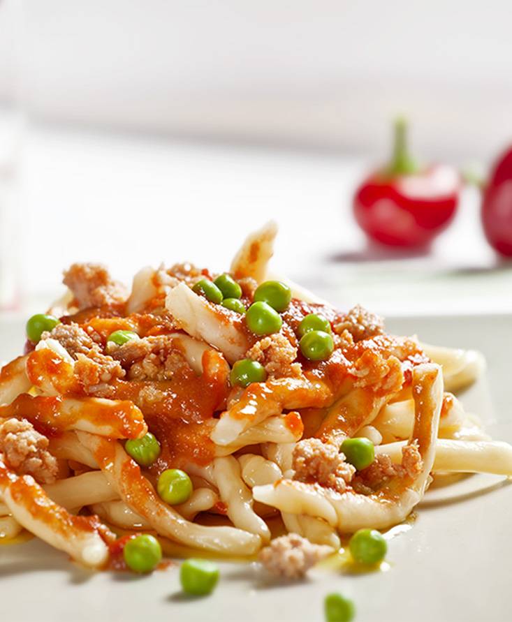 Cavatieddi al Sugo di salsiccia e piselli