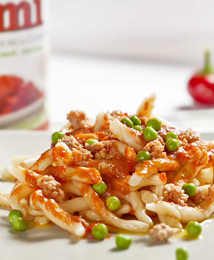 Cavatieddi al Sugo di salsiccia e piselli