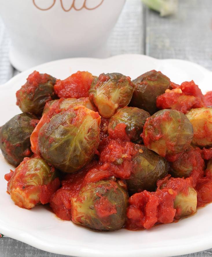 Cavolini di Bruxelles al pomodoro