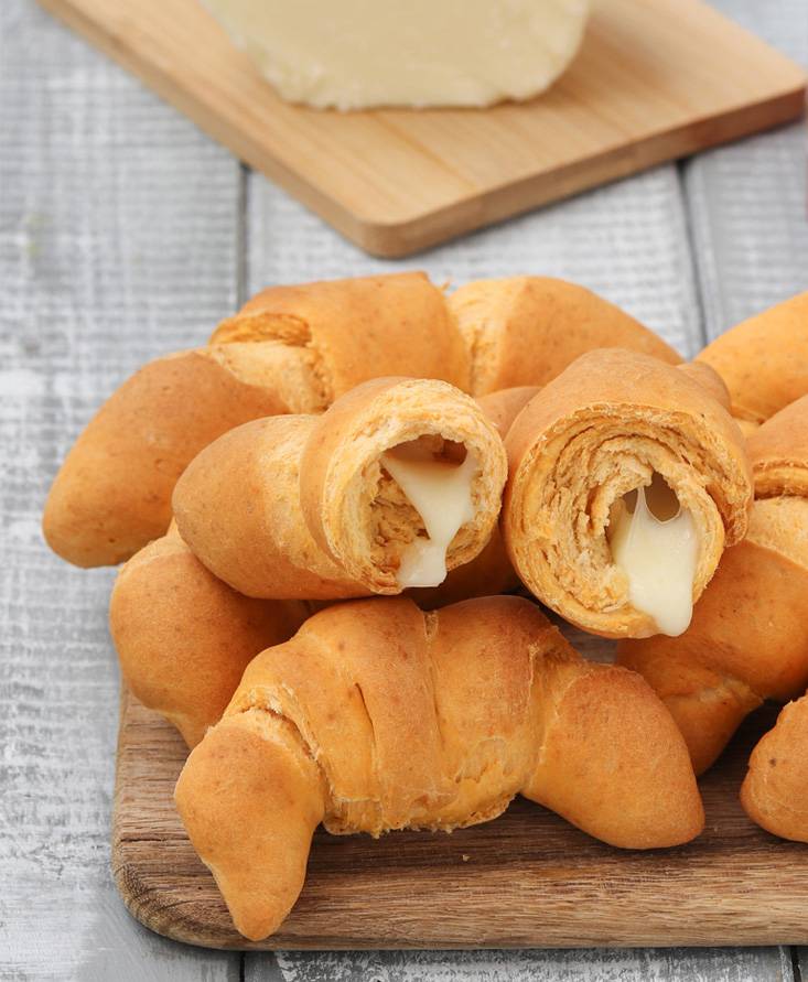 Cornetti salati al pomodoro