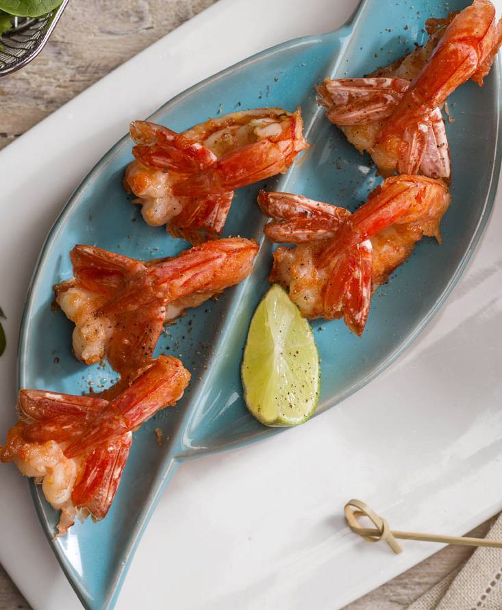 Gamberi in pastella di pomodoro con ketchup speziato e L+
