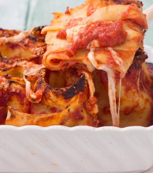 Girelle di lasagne pomodoro e mozzarella