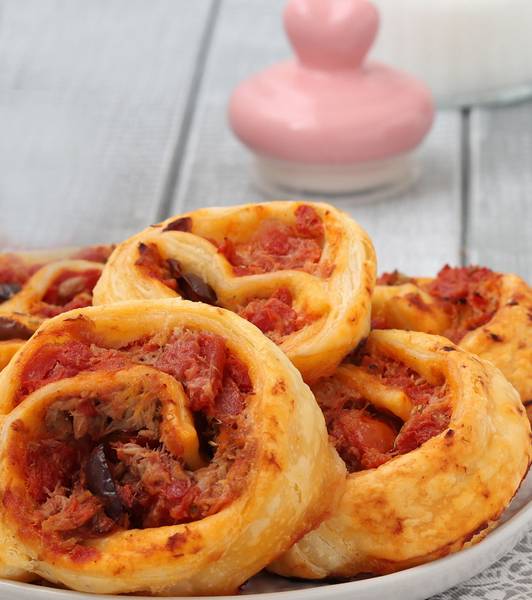 Girelle di sfoglia tonno e olive