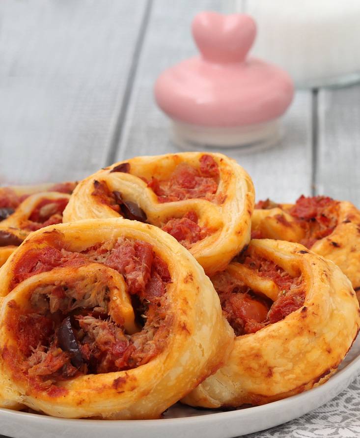 Girelle di sfoglia tonno e olive