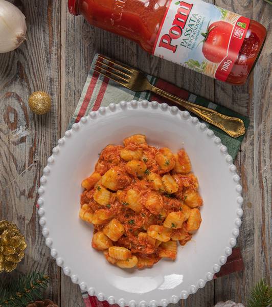 Gnocchi con sugo di faraona