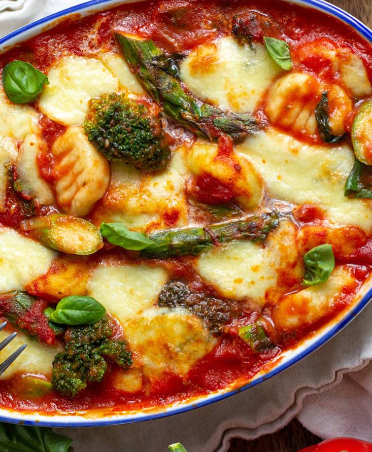 קדירת ניוקי עם אספרגוס וברוקולי