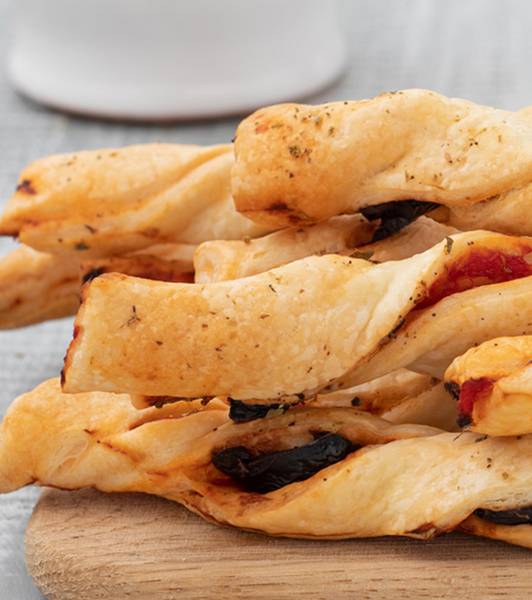 Grissini pomodoro e olive