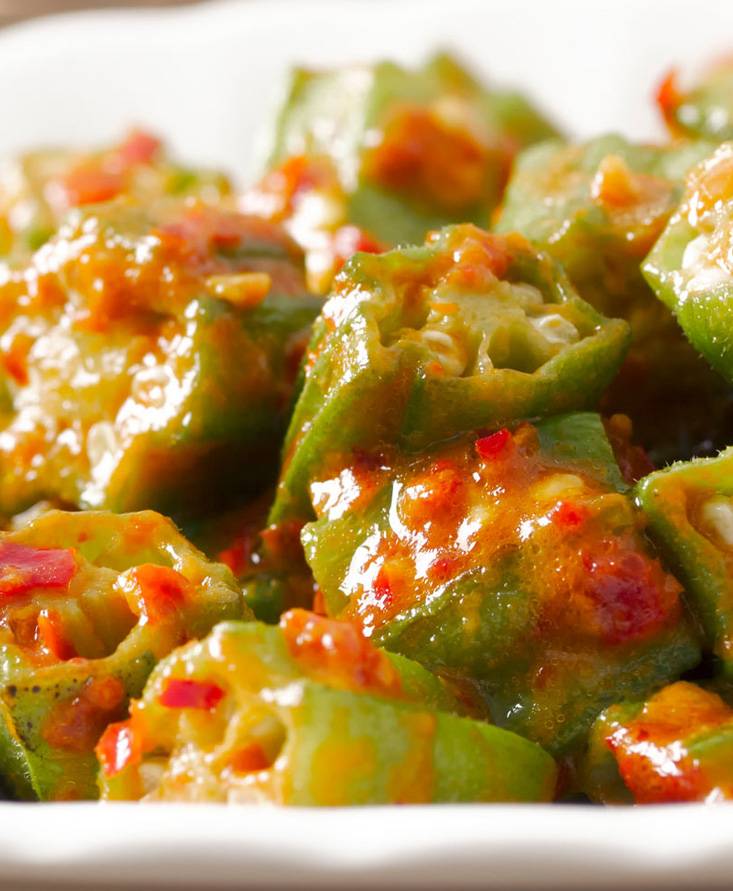 Lebanese okra stir fry