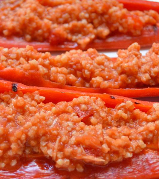 Peperoni ripieni di quinoa