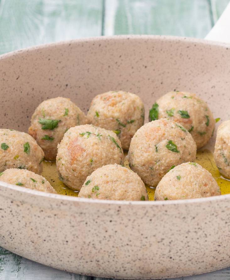 Polpette di pane al sugo