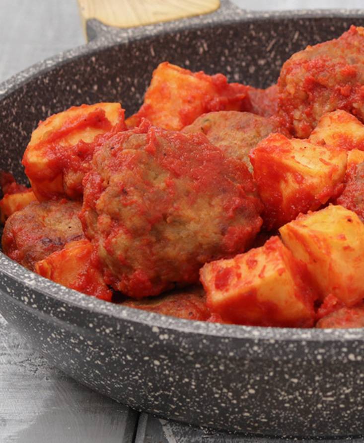Polpette e patate al sugo