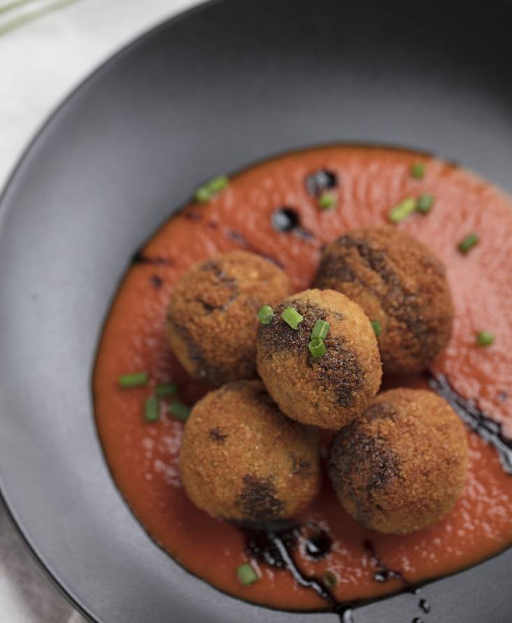 Polpettine fritte di bovina romagnola con salsa al pomodoro