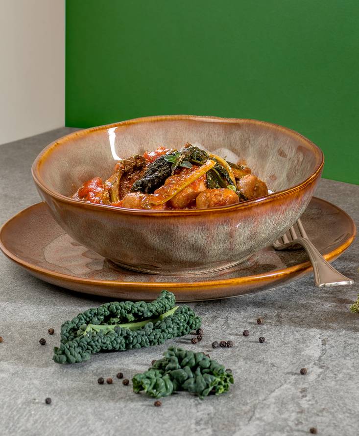 Mini sausages in tomato sauce