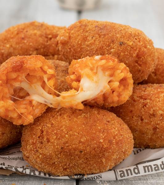 Suppli pomodoro e mozzarella