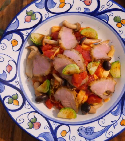 鴨胸のローストとシメジのタリアテッレ