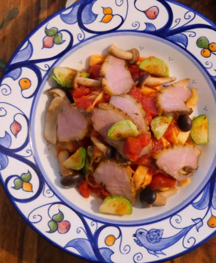 鴨胸のローストとシメジのタリアテッレ