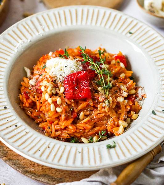 Pastasotto de tomate con pimientos