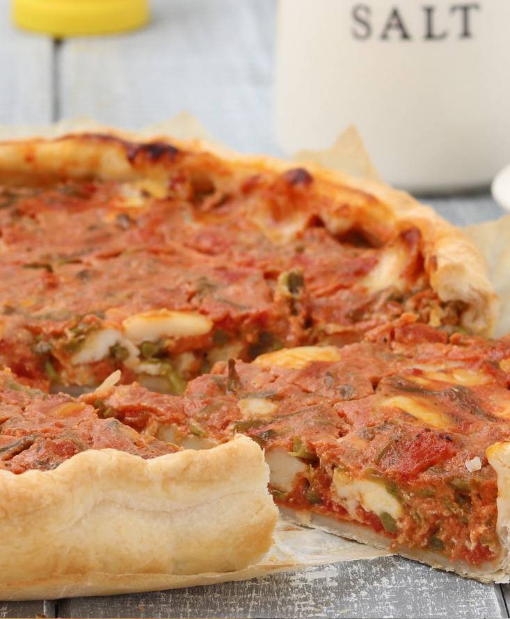 Torta salata asparagi e pomodoro