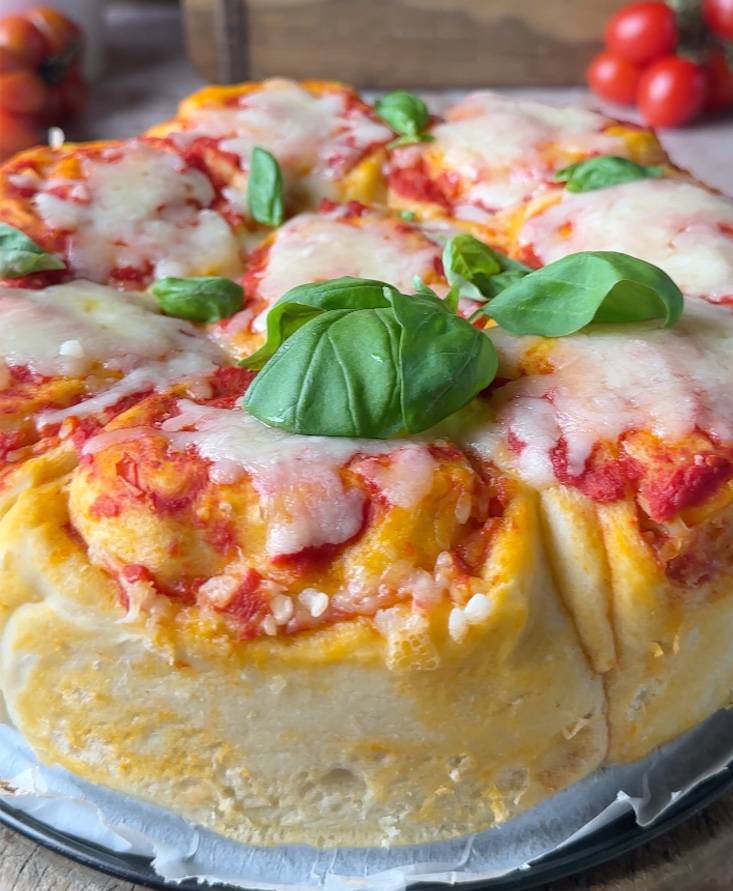 Torta di rose salata alla pizzaiola