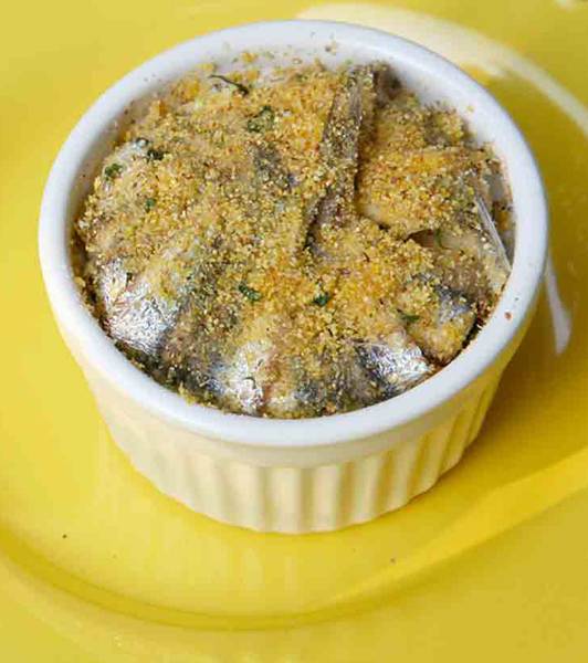 Tortino di alici e patate con crema di pomodoro