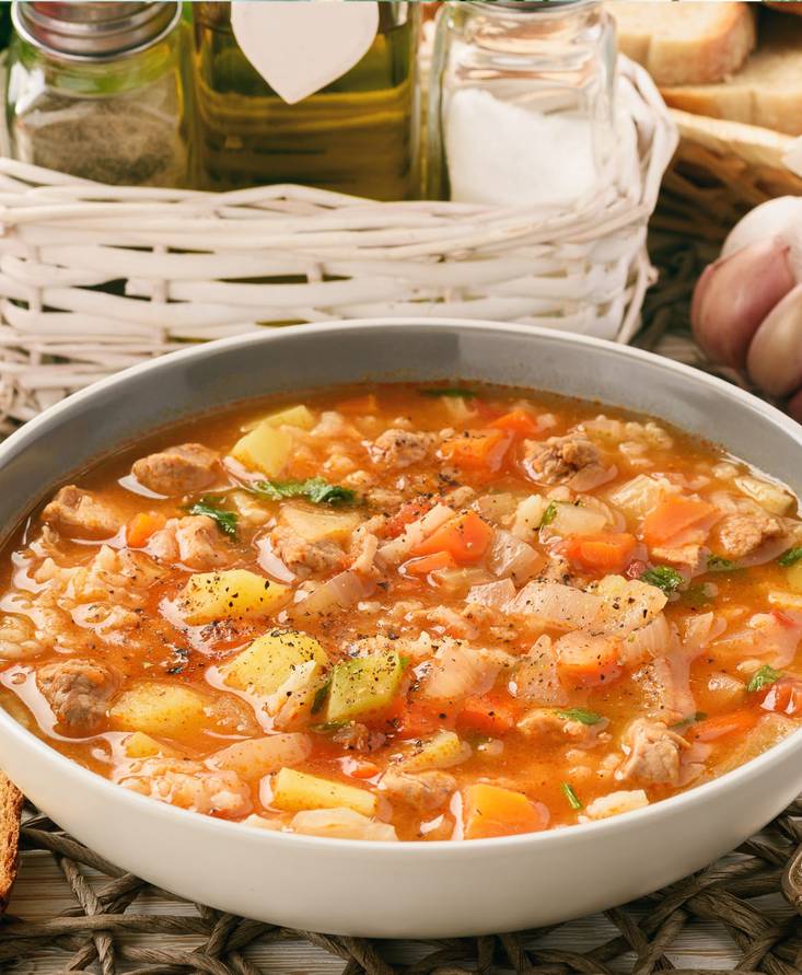 Томатный суп с рисом и картофелем