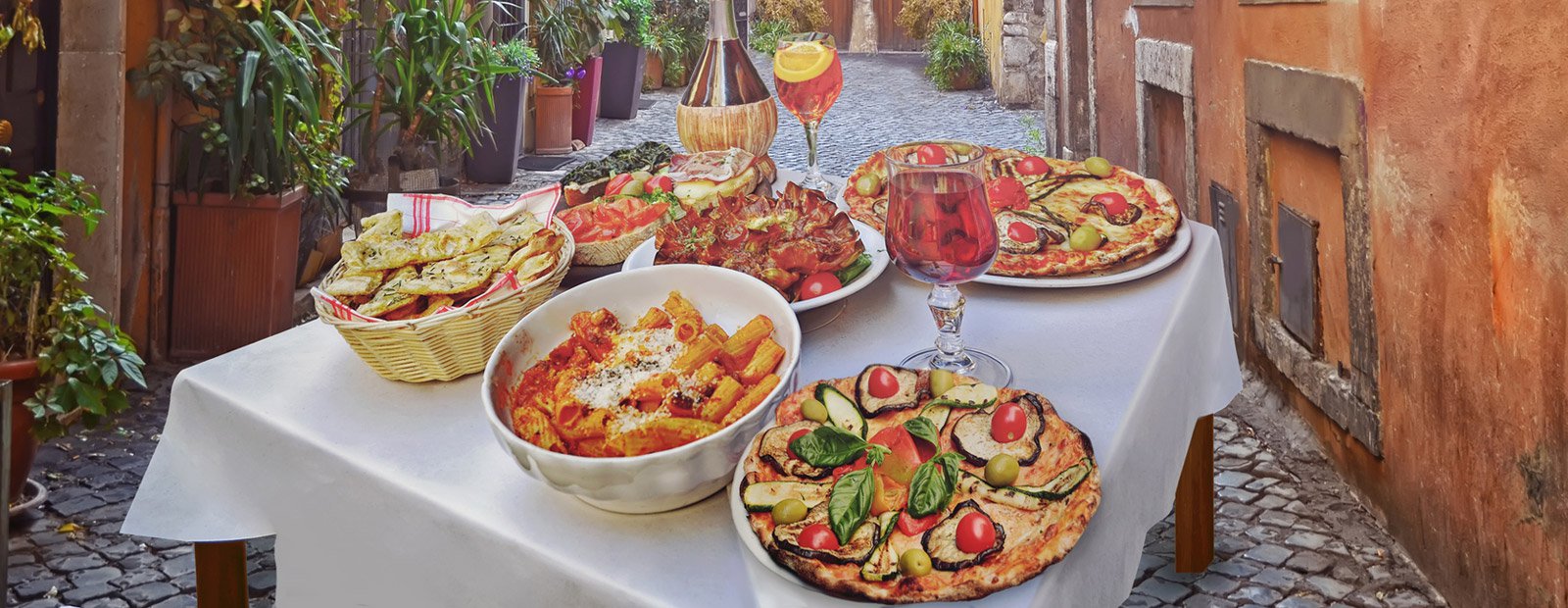 トマトを使ったイタリア料理：ピザやパスタなど、バラエティ豊か！
